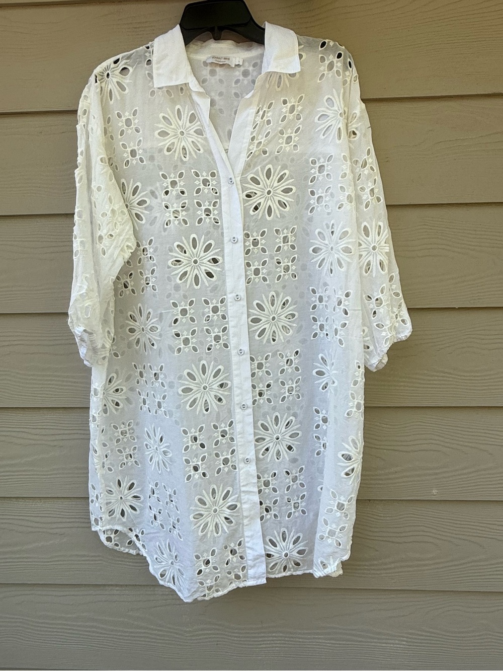 Johnny Was White Eyelet Blouse with Subtle Dot Pattern - Picture 7 of 8